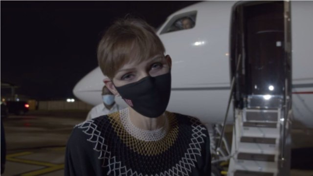 GALA VIDEO - Charlène de Monaco masquée lors de ses retrouvailles avec Albert et les jumeaux : voici pourquoi.