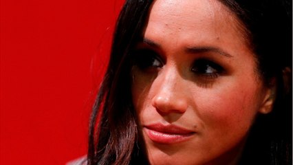 GALA VIDEO - Meghan Markle s'est-elle moquée ouvertement d'Elizabeth II dans sa vidéo d'anniversaire ?
