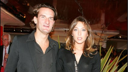 GALA VIDEO - Frédéric Beigbeder : confidences sur sa relation pas simple avec Laura Smet