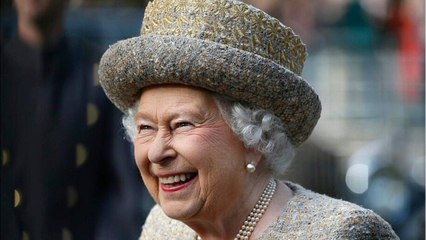 GALA VIDEO - Elizabeth II heureuse : William, Kate et les enfants sont venus la rejoindre à Balmoral