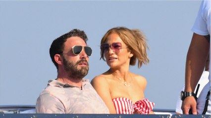 GALA VIDEO - Jennifer Lopez et Ben Affleck déjà fiancés ? La rumeur est lancée !