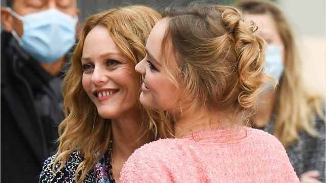 GALA VIDÉO - Vanessa Paradis maman fière : ses touchantes confidences sur Lily-Rose Depp