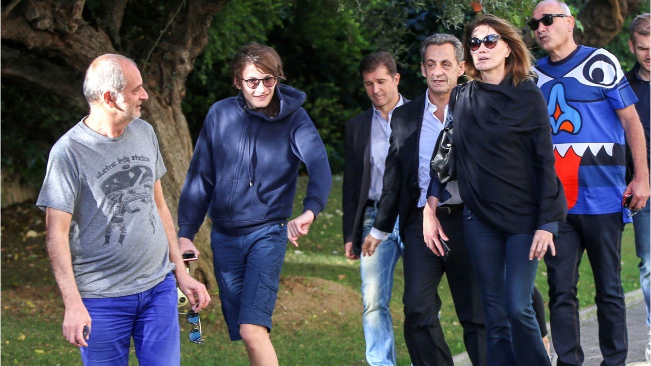 GALA VIDEO – Giulia Sarkozy a 10 ans : son grand frère Aurélien ne l'oublie pas !