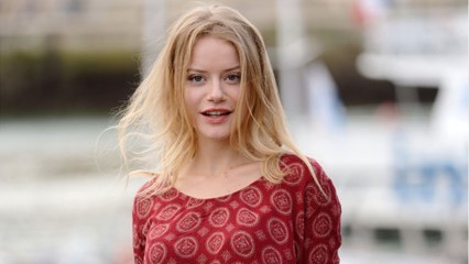 GALA VIDEO - Qui est Romane Jolly, l'héroïne de « Fugueuse " sur TF1 ?