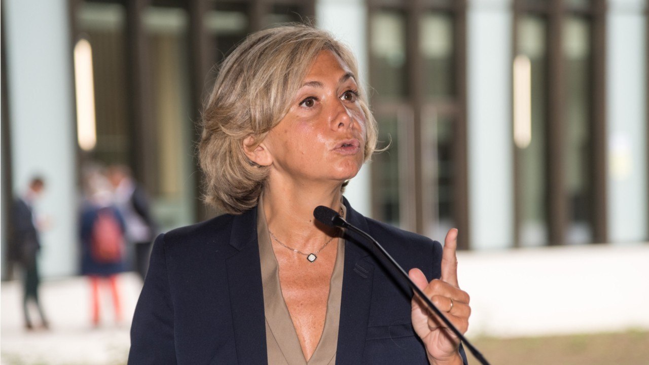 GALA VIDEO - "Ah carrément ?" : Léa Salamé surprise par Valérie Pécresse