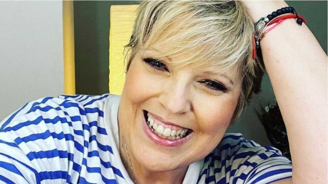 GALA VIDÉO - PHOTO – Laurence Boccolini au naturel en vacances : « Je suis fière de mes rides .