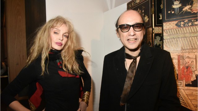 GALA VIDEO - Arielle Dombasle pleure son ami Nicolas Ker : son hommage vidéo