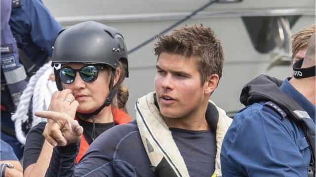 GALA VIDEO - Elizabeth II « fière d'Arthur Chatto, le très sexy petit-fils de sa soeur Margaret qui renoue avec une tradition royale