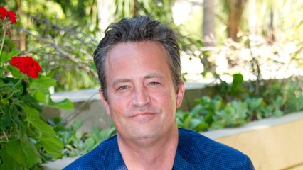 GALA VIDEO - Le saviez-vous ? Matthew Perry a un doigt sectionné