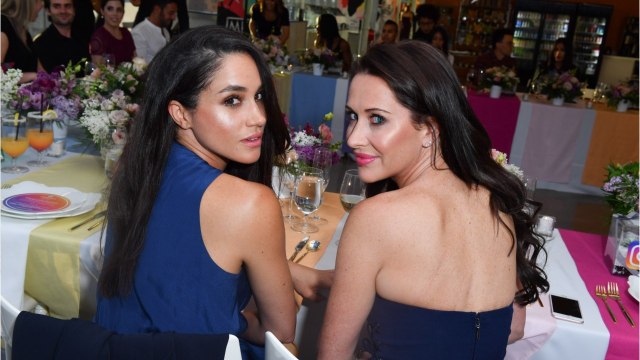 GALA VIDEO - Meghan Markle et Jessica Mulroney toujours meilleures amies et « en contact régulier .