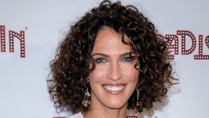 GALA VIDEO - Linda Hardy : pourquoi elle est une mère célibataire heureuse