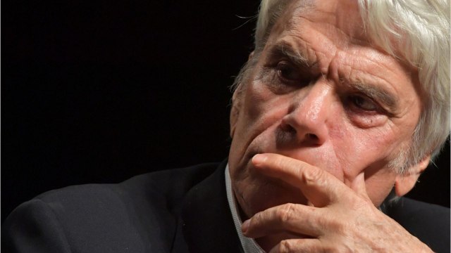 GALA VIDEO - Bernard Tapie consacré : cet hommage qui fait polémique