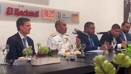 Presidente de la DNCD enlista objetos para pasar droga