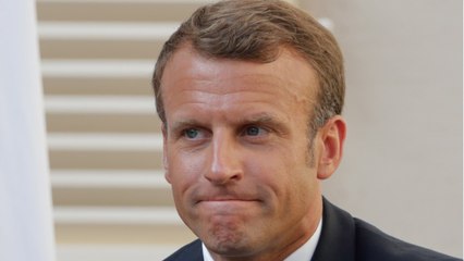 GALA VIDÉO -  Emmanuel Macron en jet-ski à Brégancon ? Il pourrait se laisser tenter...