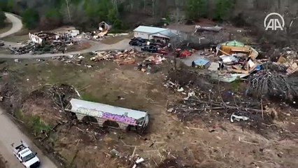 ABD: Hortum treni raydan çıkardı