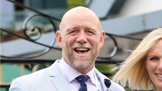 GALA VIDEO - Elizabeth II irritée par le prince Harry : Mike Tindall ose une blague grinçante