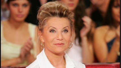 GALA VIDEO - Sheila encore accusée par sa belle-fille : elle dévoile de troublants SMS