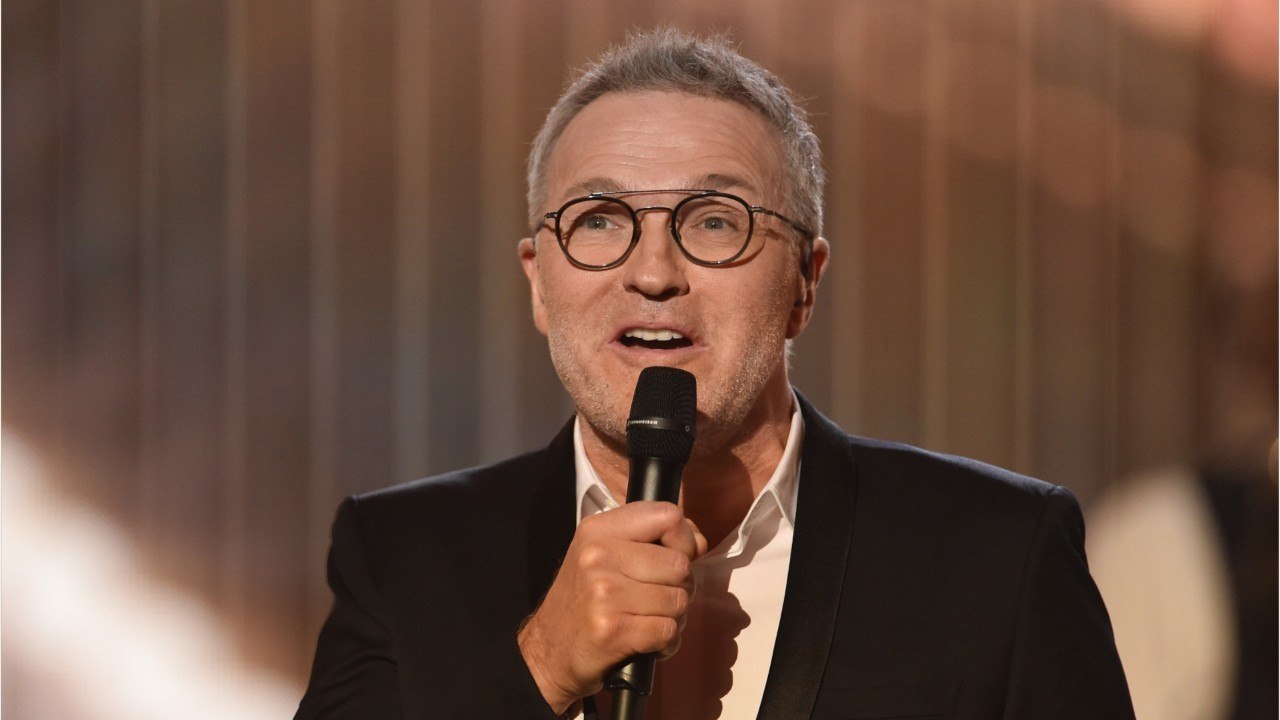 GALA VIDEO - Laurent Ruquier taquiné sur son couple : gêné, il évoque son nouveau compagnon