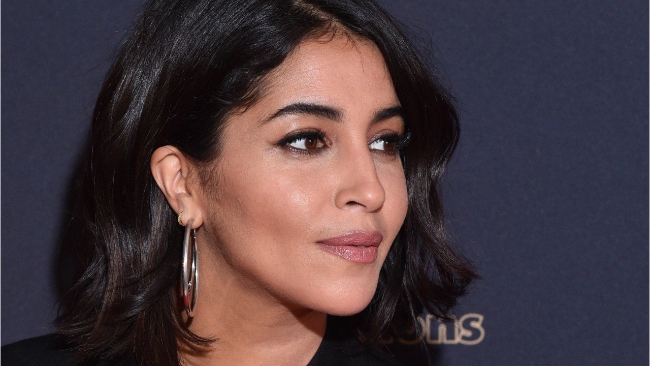 GALA VIDEO - Leïla Bekhti mère "intranquille" : "Mes premiers mois de maternité ont été super durs".