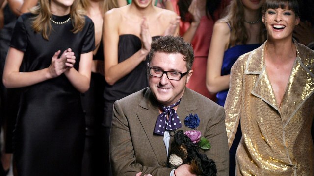 GALA VIDEO - Alber Elbaz : le célèbre créateur et ex-directeur artistique de Lanvin est mort