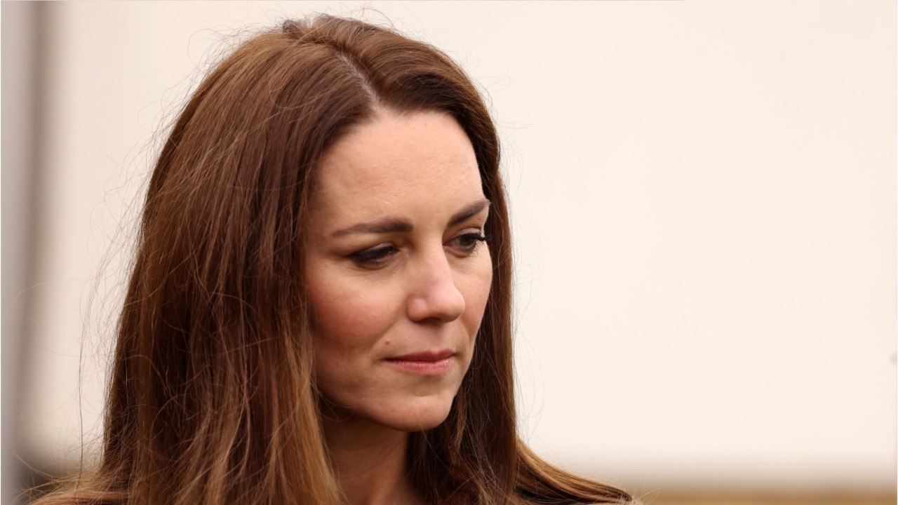 GALA VIDEO – Le saviez-vous ? Kate Middleton n'est pas la 1ère de sa famille à fréquenter les Windsor