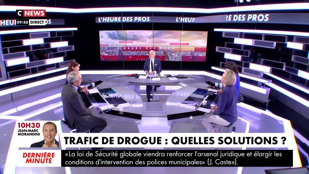 GALA VIDEO - Pascal Praud agacé : non, il n'est pas en contact avec Brigitte Macron