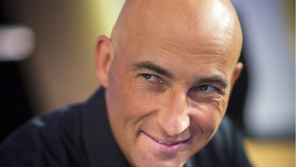 GALA VIDÉO - Nicolas Canteloup sort du silence après la mort de sa maman