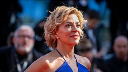 GALA VIDEO - « Je n'en peux plus de lire ça " : Corinne Touzet remet les choses au clair sur Sophie Marceau.