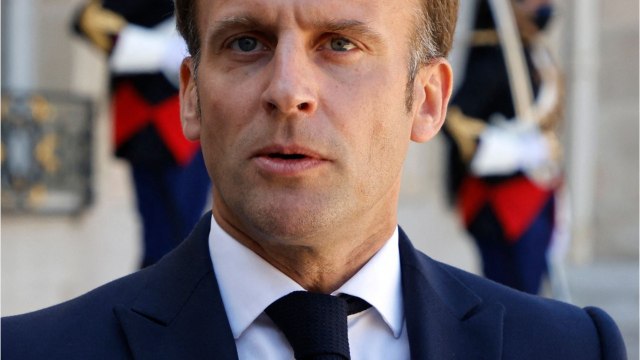 GALA VIDÉO - Emmanuel Macron sournois sur le déconfinement ? « Le diable se cache dans les détails…