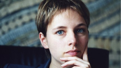 GALA VIDEO - Le saviez-vous ? Clémentine Autain a perdu sa mère à l'âge de 12 ans.