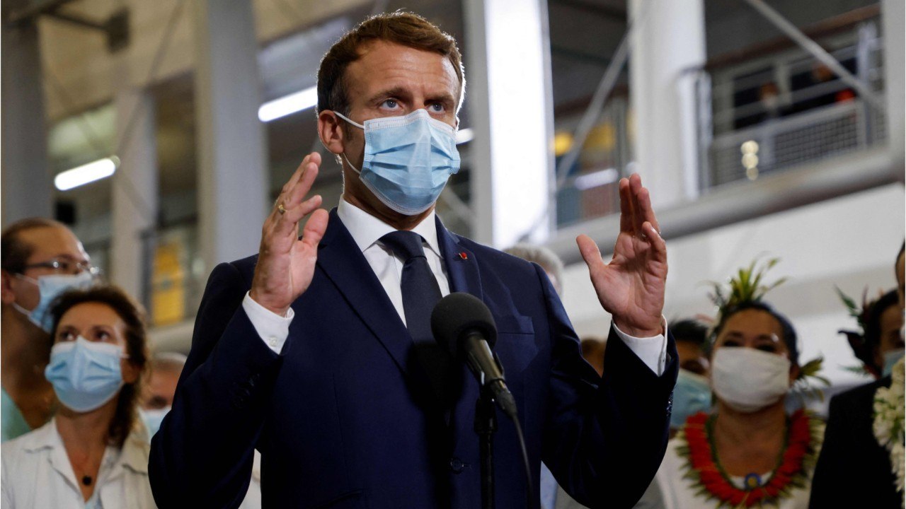 GALA VIDEO - « Ça s’appelle l’égoïsme " : Emmanuel Macron cinglant avec les anti-vaccins