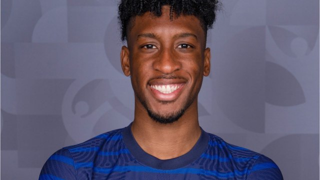 GALA VIDEO - Euro 2021 – Kingsley Coman papa : qui est sa compagne Sabrina Duvad ?