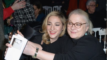 GALA VIDEO – Josiane Balasko vannée par sa fille Marilou Berry : c'est drôle !