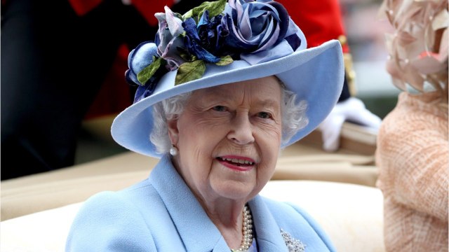 GALA VIDÉO - Elizabeth II pas épargnée : c'est quoi Republic , ce groupe anti-monarchie britannique ?