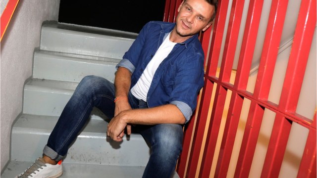 GALA VIDEO - Jeanfi Janssens « seul et fauché : l’humoriste révèle avoir été trahi en amour