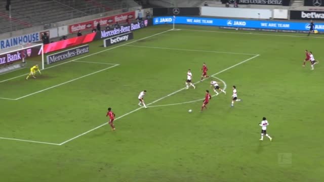 Lewandowski equals Muller record in Bayern win