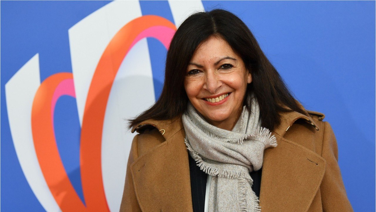 GALA VIDEO - « Le couteau entre les dents " : les soutiens d'Anne Hidalgo sur le qui-vive.