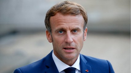 GALA VIDÉO - « Pas évident tous les jours " : Emmanuel Macron dans un costume trop lourd à porter ?