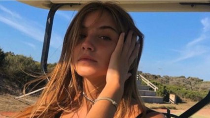 GALA VIDEO – Vittoria de Savoie se prend en selfie : le sosie de sa mère Clotilde Courau ! (1)