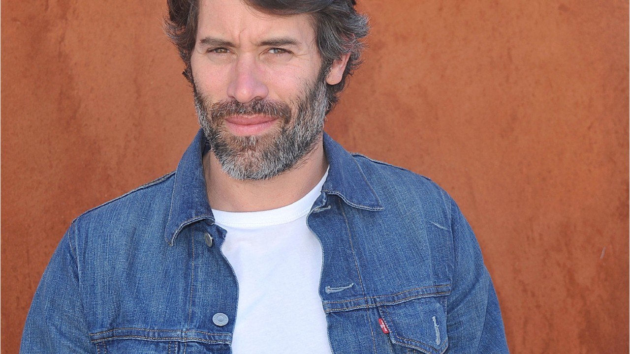 GALA VIDÉO - Jalil Lespert de retour à Paris : sa fille Kahina lui manque déjà !