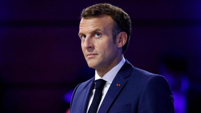 GALA VIDÉO - “Il faut faire gaffe” : un ministre d'Emmanuel Macron met les pieds dans le plat sur le pass sanitaire.