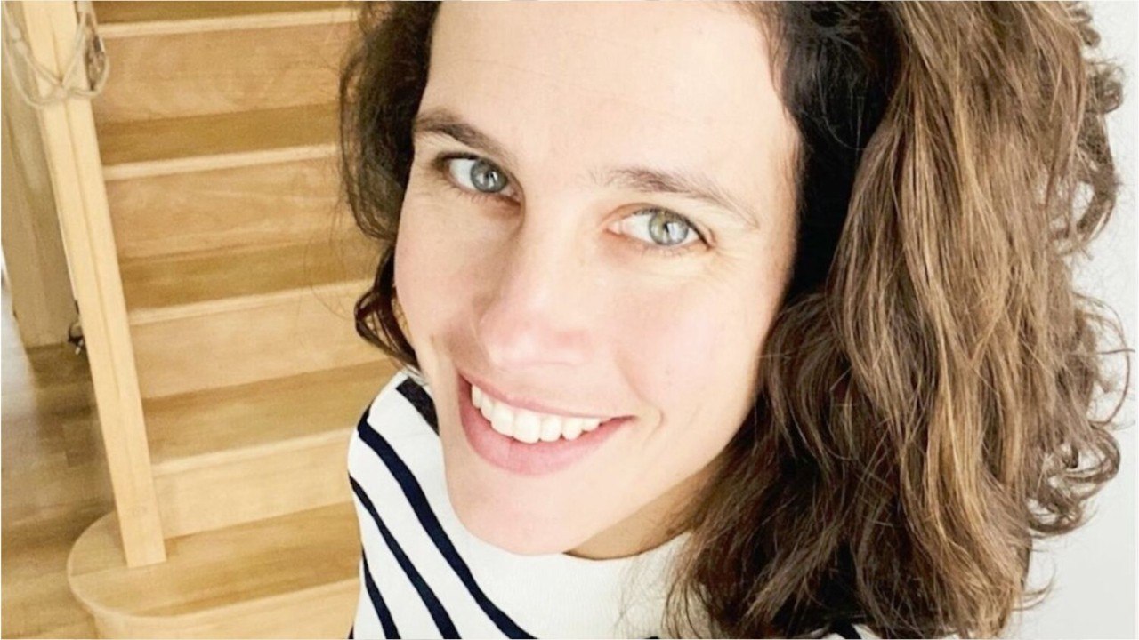 GALA VIDEO - PHOTO – Clémence Castel (Koh-Lanta) fait son coming-out et présente sa compagne.