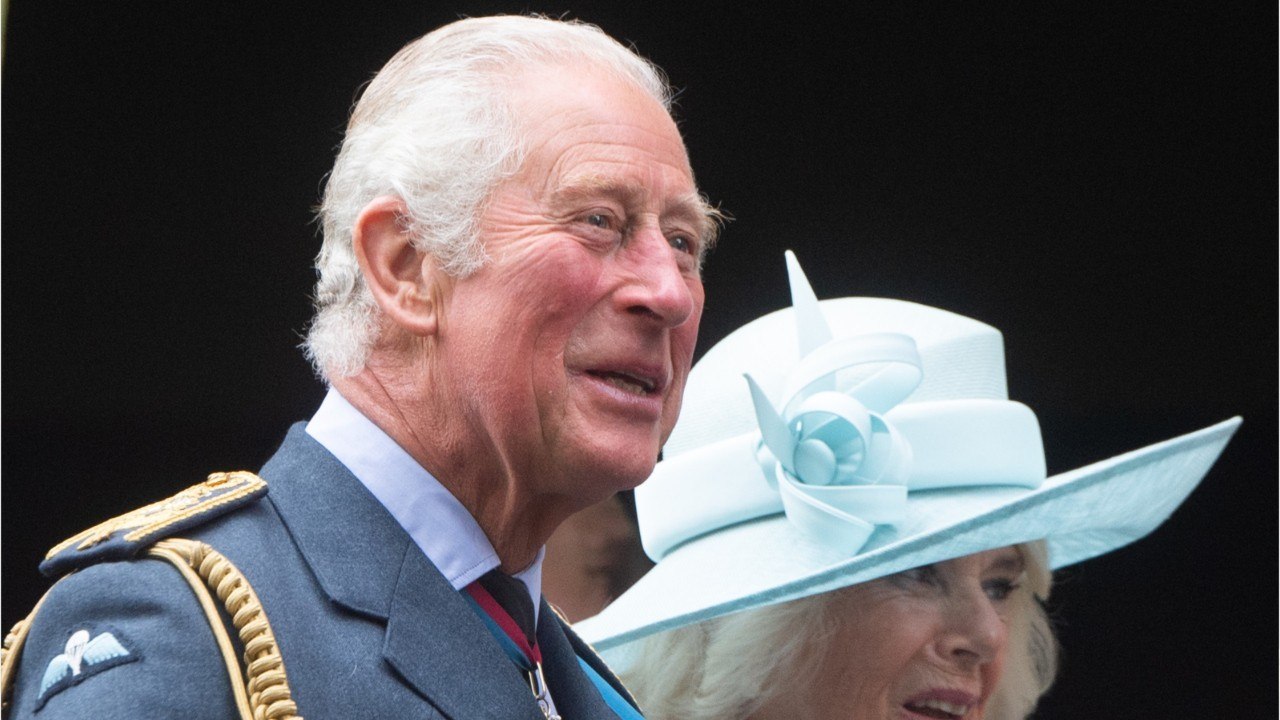 GALA VIDEO - Emmy Awards 2021 : le prince Charles n’a pas échappé aux moqueries… (1)