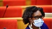 GALA VIDEO - Emmanuel Macron : Sibeth Ndiaye et son piercing à la langue l'ont bien fait rire !