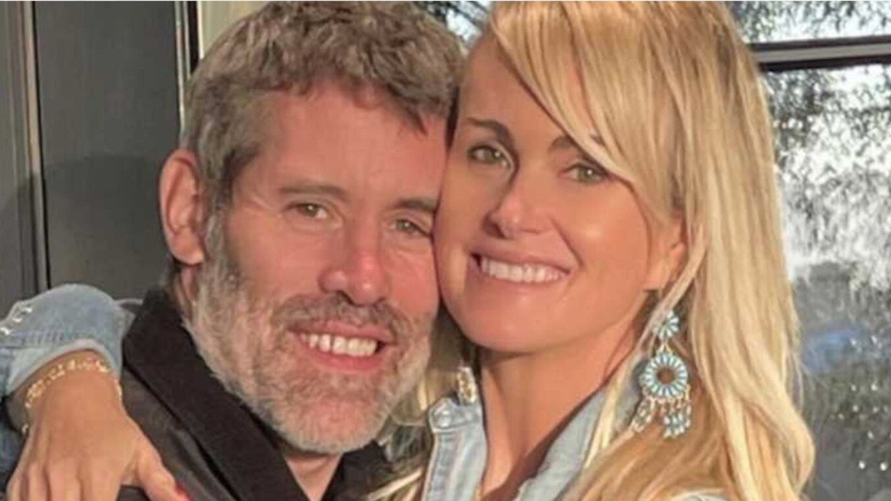 GALA VIDEO - PHOTO – Laeticia Hallyday face au bonheur : ce cliché poétique pris par Jalil Lespert.