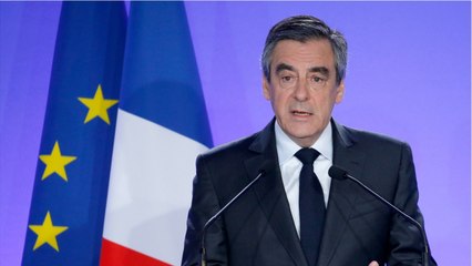 GALA VIDEO - François Fillon « ministre pipi " : pourquoi ce surnom lui a été attribué.