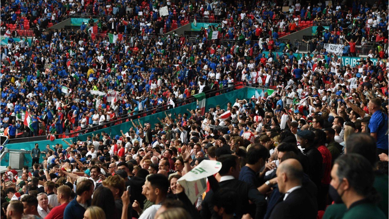 GALA VIDEO - Finale de l'Euro 2021 : chaos total au stade de Wembley avant le coup d'envoi