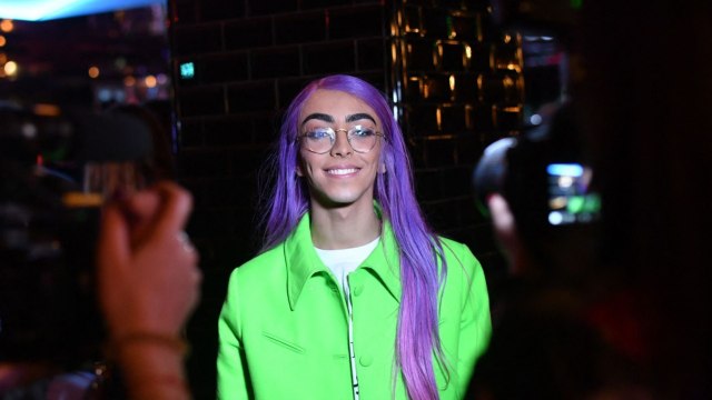 GALA VIDÉO - PHOTO – Bilal Hassani amoureux : il présente son compagnon.