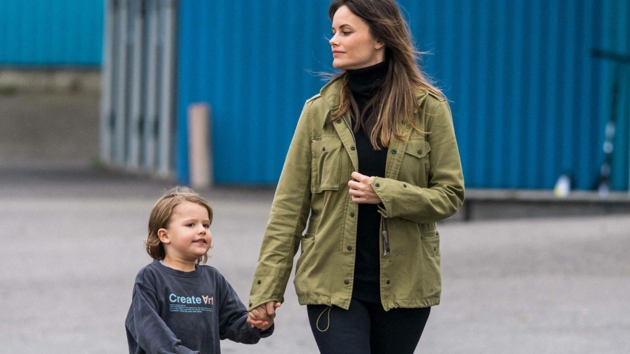 GALA VIDEO – PHOTO – Sofia de Suède : son fils Alexander, 5 ans, est son mini-moi.