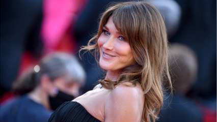 GALA VIDEO – Carla Bruni : sa petite Giulia en princesse du flamenco… Elle craque totalement